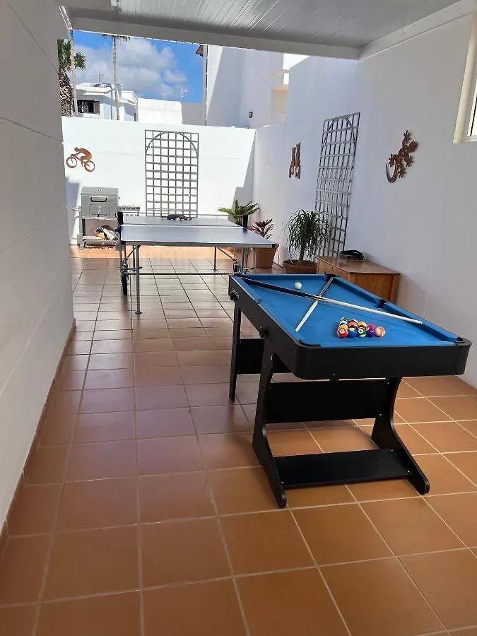 Casa Laura Villa Puerto del Carmen  0*, Puerto del Carmen (Lanzarote)
