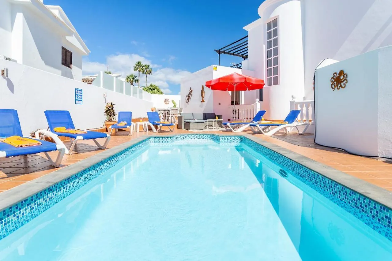 Casa Laura Villa Puerto del Carmen  Spain