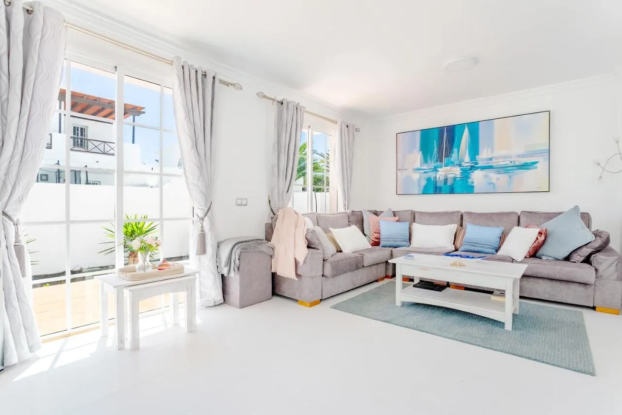 Casa Laura Villa Puerto del Carmen  Spain